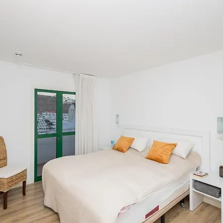 2br Private Terrace House - Solarium & Pool Apartmán