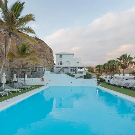2br Private Terrace House - Solarium & Pool Mogan